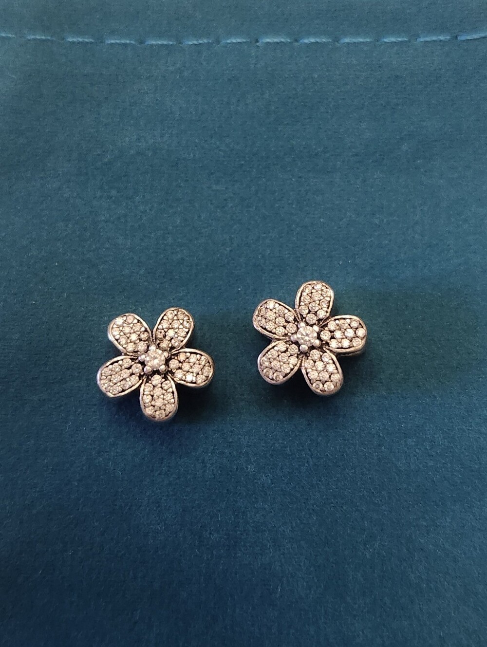 2 Retired Pandora Silver Daisy Flower Pavé Charms Spacer Bead with Clear Stones